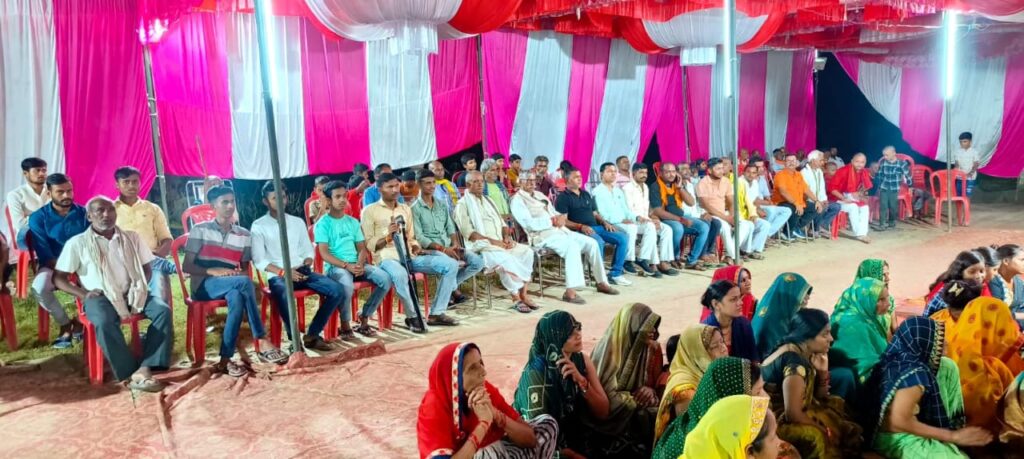 राम कथा के चौथे दिन साध्वी शिवांगी गोस्वामी को सुनने के लिए उमड़ा जन सैलाब