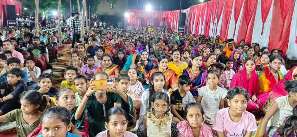 श्री दानेश्वरधाम मंदिर परिसर में जागरण देख मंत्र मुग्ध हुए श्रोता