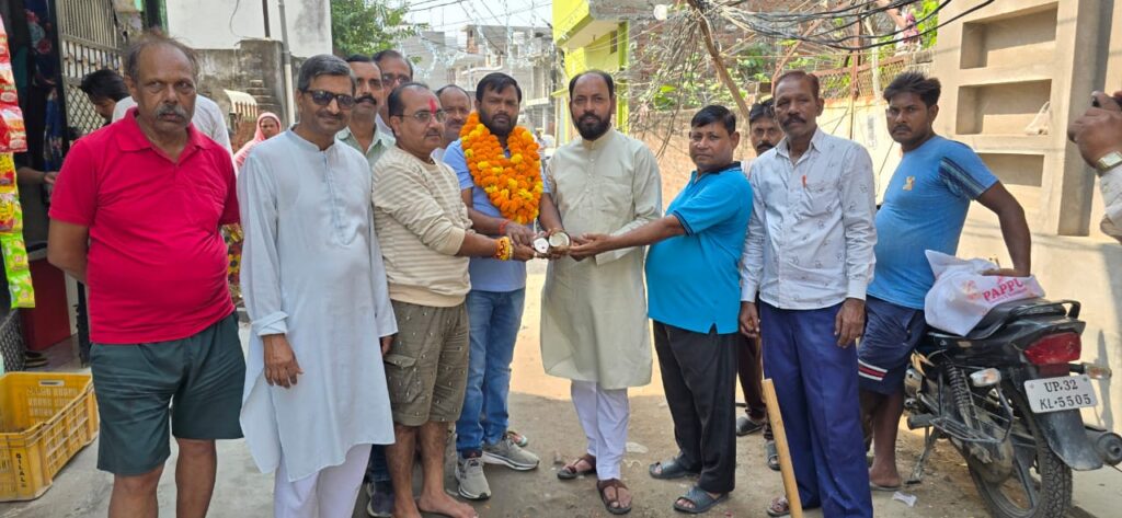 पार्षद ने शमा बिहार कालोनी में इंटरलॉकिंग सड़क नाली निर्माण का किया शिलान्यास