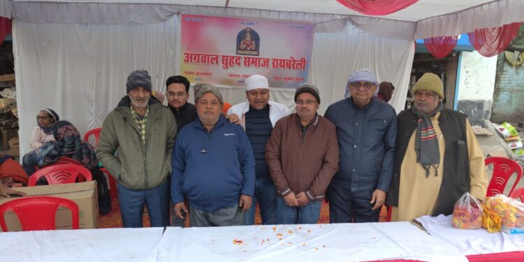 शोभा यात्रा का किया गया स्वागत 