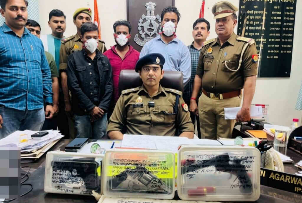 लखनऊ पुलिस ने लूट करने वाले तीन शातिर लुटेरो को किया गिरफ्तार, कार भी हुयी बरामद