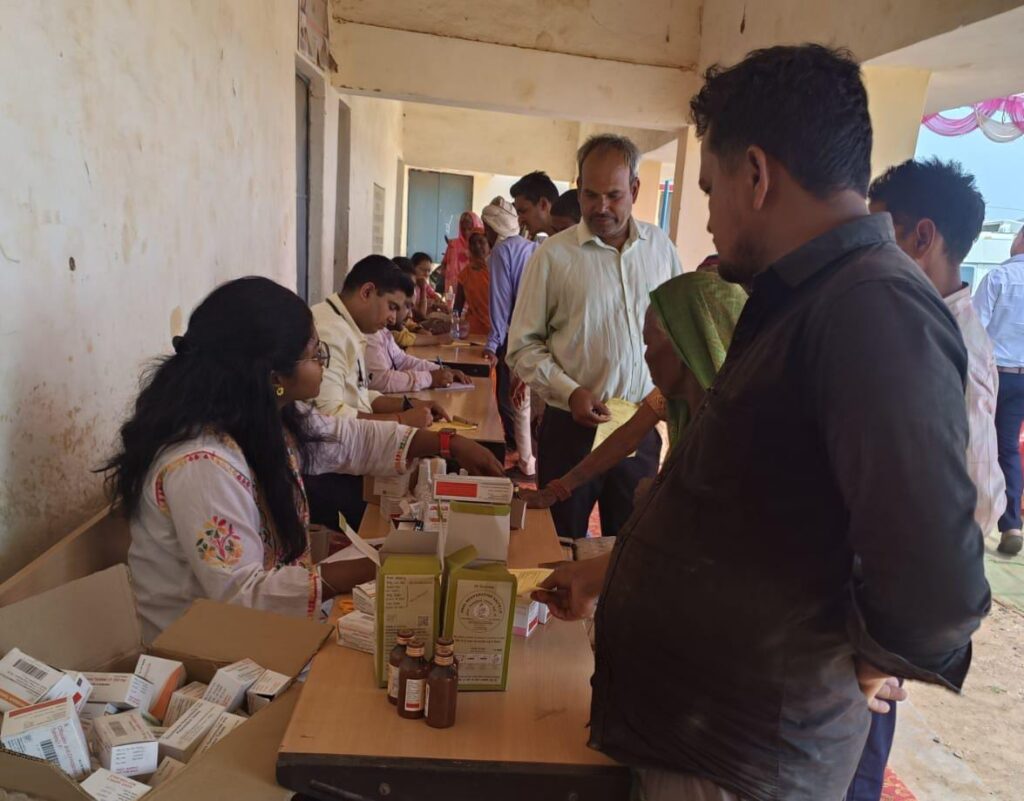 एनसीएल के केंद्रीय अस्पताल, सिंगरौली ने “टीबी मुक्त भारत” अभियान के तहत ग्राम खिरवा में लगाया निक्षय जांच शिविर