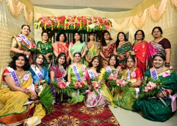 वनिता समाज ने हरियाली तीज का किया भव्य आयोजन