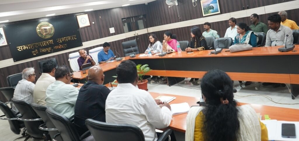 JAMSHEDPUR : “आजीविका बढ़ाने को लेकर जिला स्तर पर बैठक”