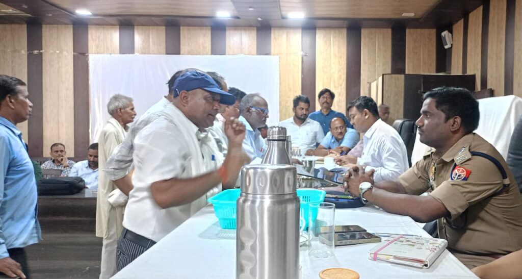 महराजगंज तहसील में संपूर्ण समाधान दिवस सम्पन्न, एसडीएम गौतम सिंह ने दिए सख्त निर्देश