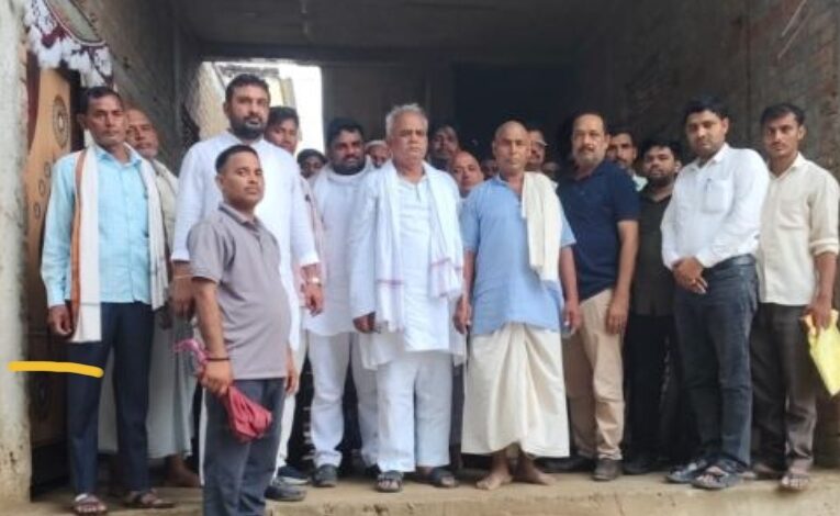 खानपुर । शटडाउन में भी करंट चालू करने से मृत संविदाकर्मी…