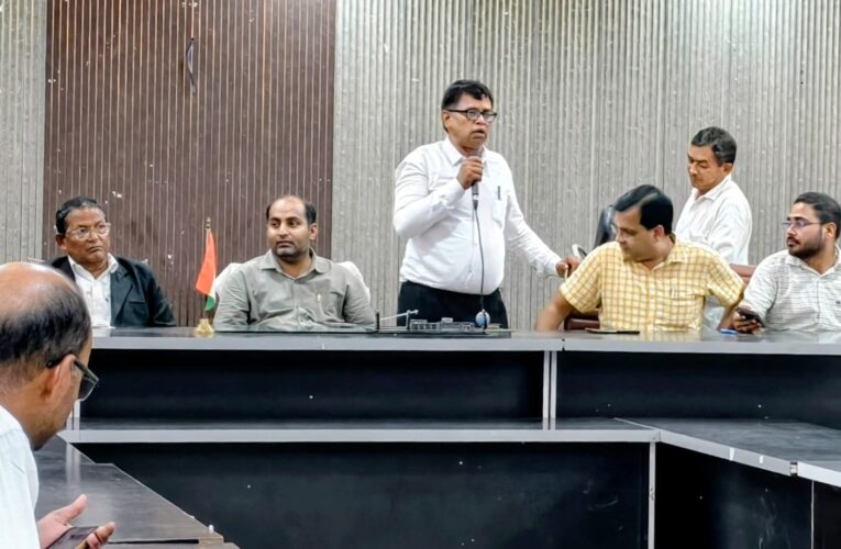 अधिवक्ताओं से संवाद में बोले एसडीएम—जनहित और न्याय व्यवस्था सर्वोपरि