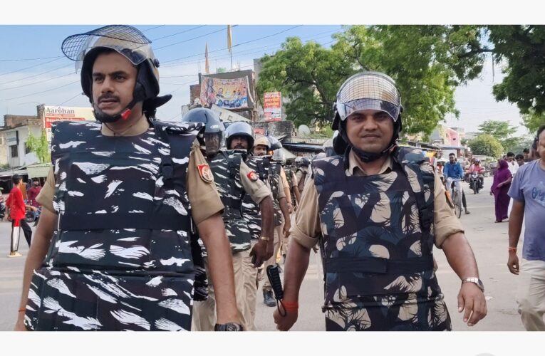 त्योहारों को लेकर अलर्ट मोड में कोल्हुई पुलिस थानाध्यक्ष कुंवर गौरव सिंह बोले— अफवाह फैलाने वालों पर रहेगी पुलिस की पैनी नजर