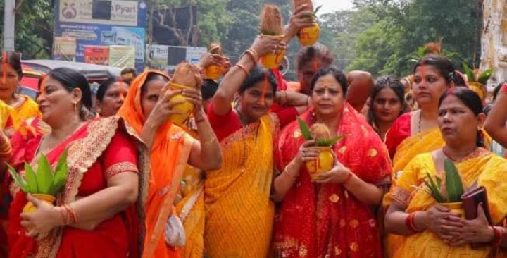 JAMSHEDPUR : सनातन संस्कृति हमारी सबसे बड़ी शक्ति : मानगो मेयर सुधा गुप्ता
