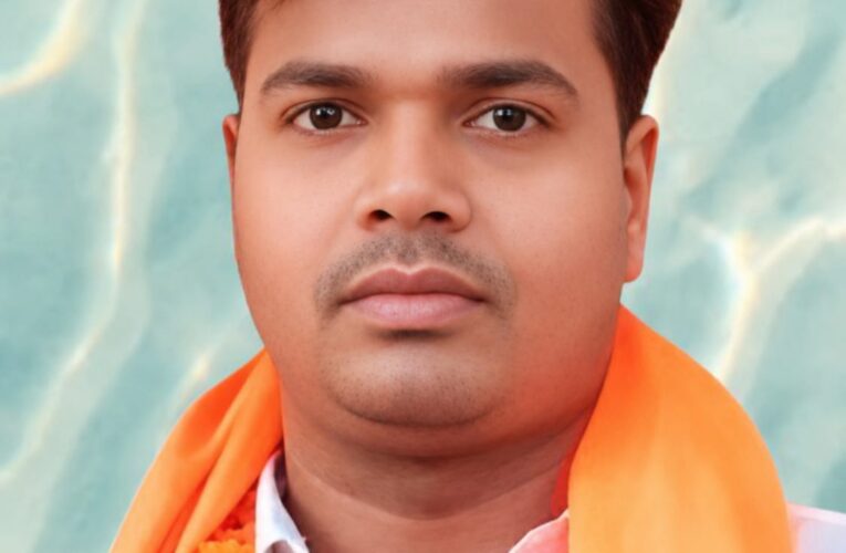 JAMSHEDPUR : धर्मेंद्र प्रधान के इस्तीफे के दावे राकेश साहू बोले – छात्रों की आवाज़ उठाना जारी रहेगा