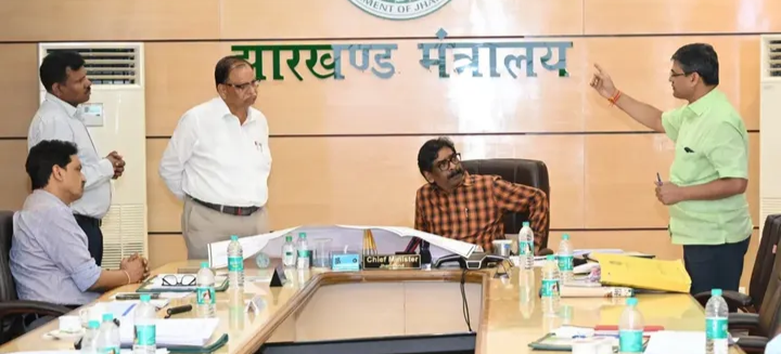 RANCHI : झारखंड में 24 घंटे निर्बाध बिजली आपूर्ति सरकार की प्राथमिकता, मुख्यमंत्री ने दिए सख्त निर्देश