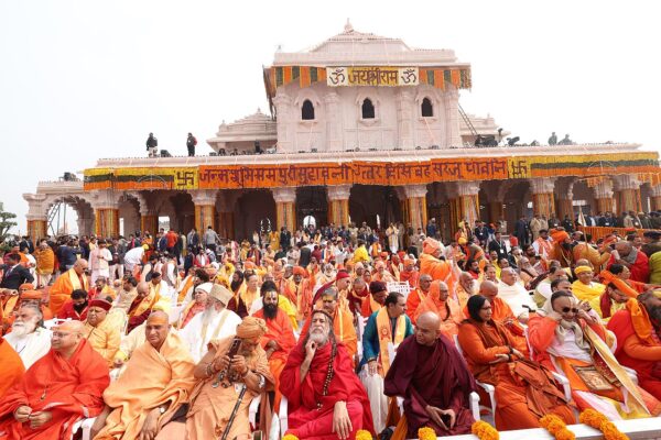 यूपी में छठ घाटों की सफाई और सुरक्षा तेज