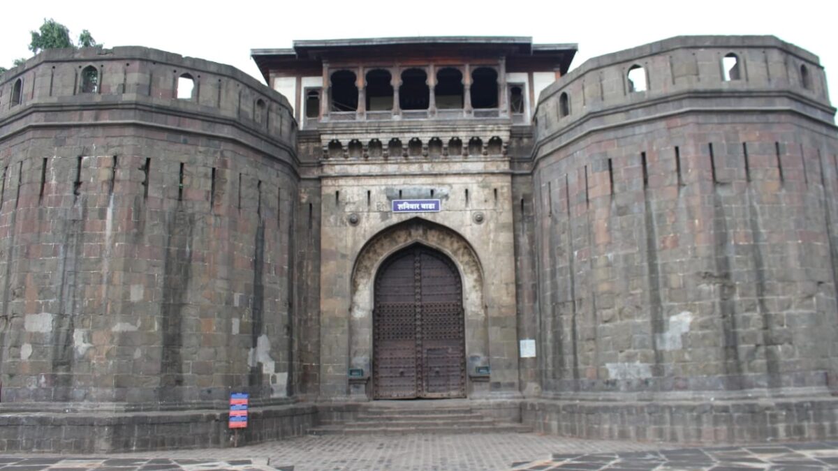 पुणे में वीडियो विवाद में छात्र ने लड़की पर चाकू चलाया