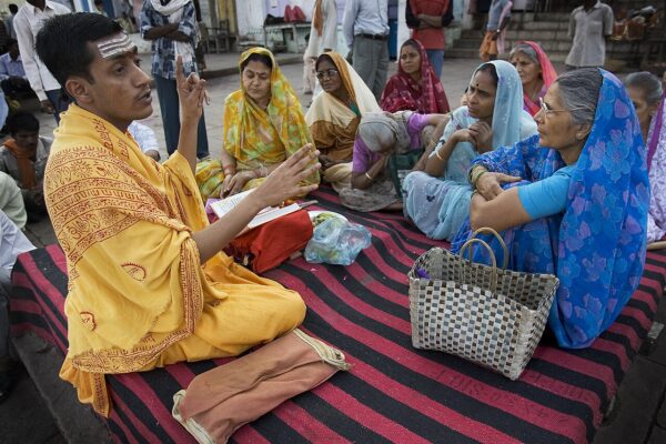 दिल्ली में प्रदूषण बढ़ा, बुजुर्गों बच्चों को सतर्कता सलाह