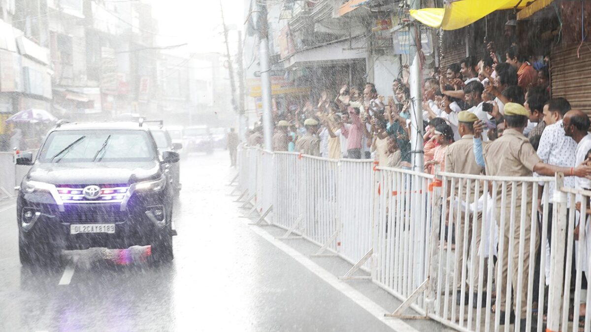 गोरखपुर विसर्जन हादसा, करंट लगने से तीन युवकों की मौत