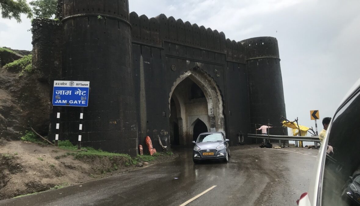 इंदौर में 1200 करोड़ का निवेश, 300 युवाओं को रोजगार मिलेगा