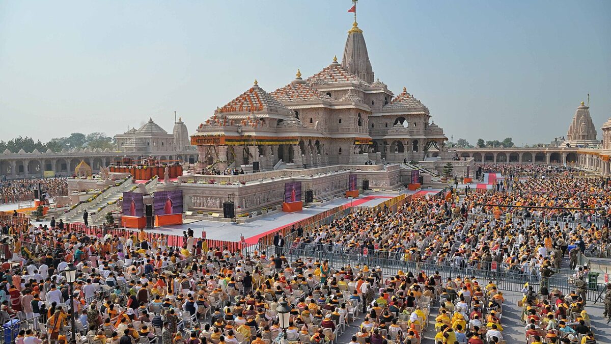रामायण की एडवांस बुकिंग 8 करोड़ पार, दर्शकों में जबरदस्त उत्साह