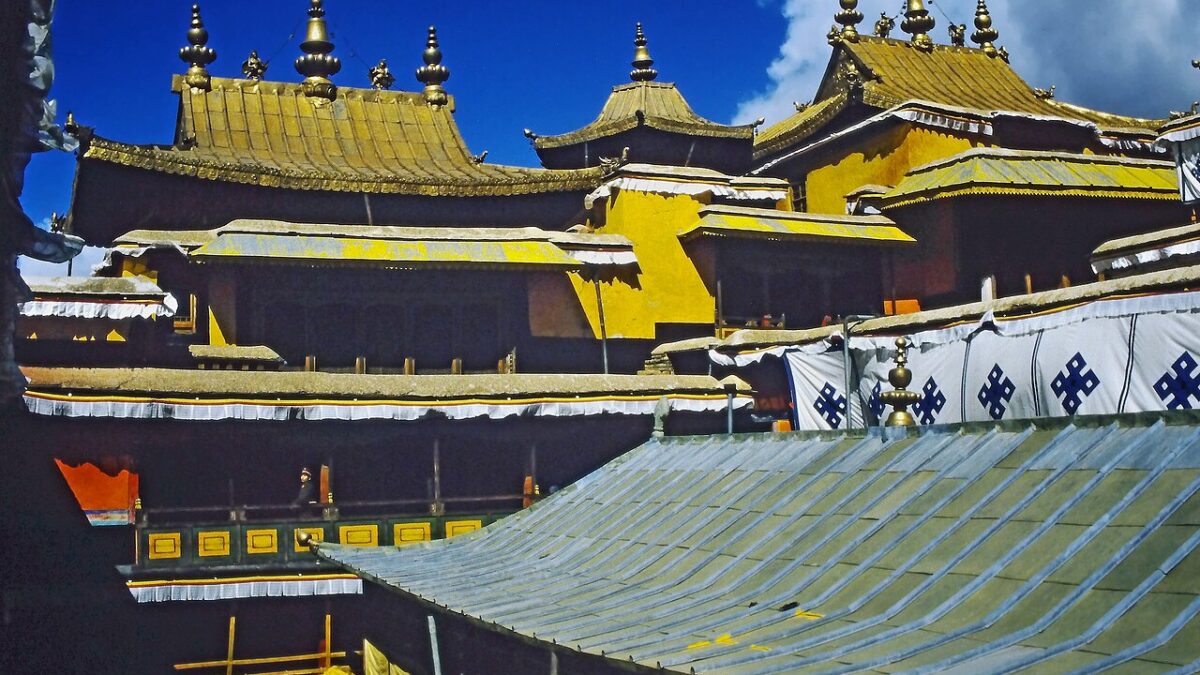 तिब्बत में 7.0 तीव्रता भूकंप से सोलह लोगों की मौत