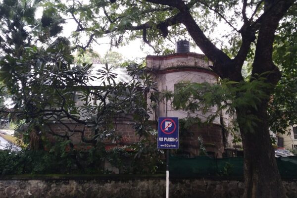 बिजनौर में एसएचओ पर गिरी गाज, व्हाट्सऐप ग्रुप विवाद में निलंबन