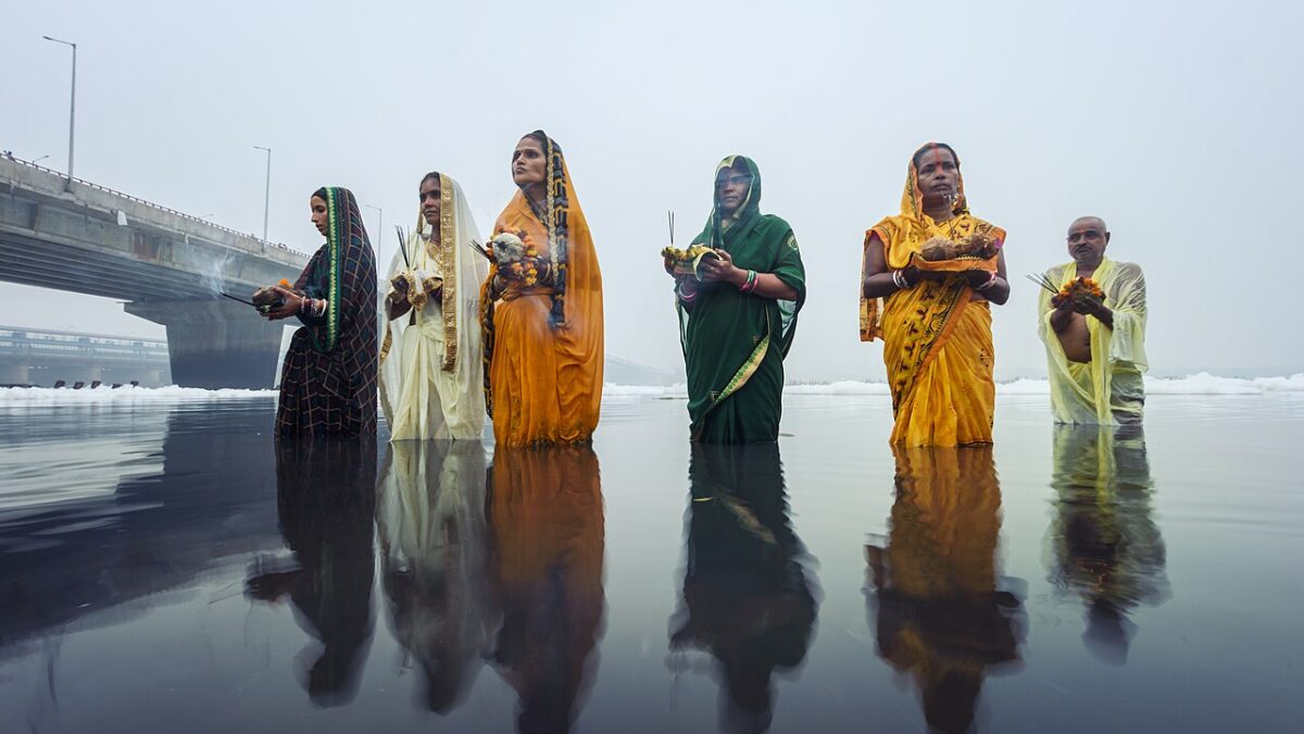 देवरिया में छठ की तैयारी, बथुआ घाट पर जुटेंगे लाखों श्रद्धालु