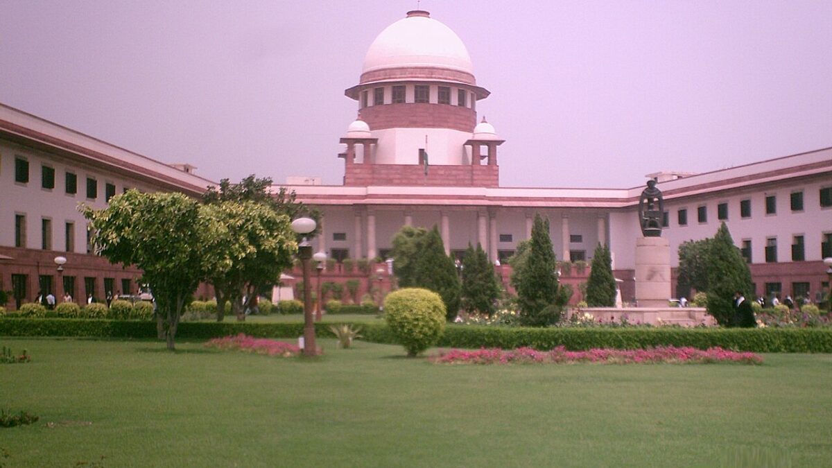 हजारीबाग में महिला वकील की संदिग्ध मौत, पति पर आरोप